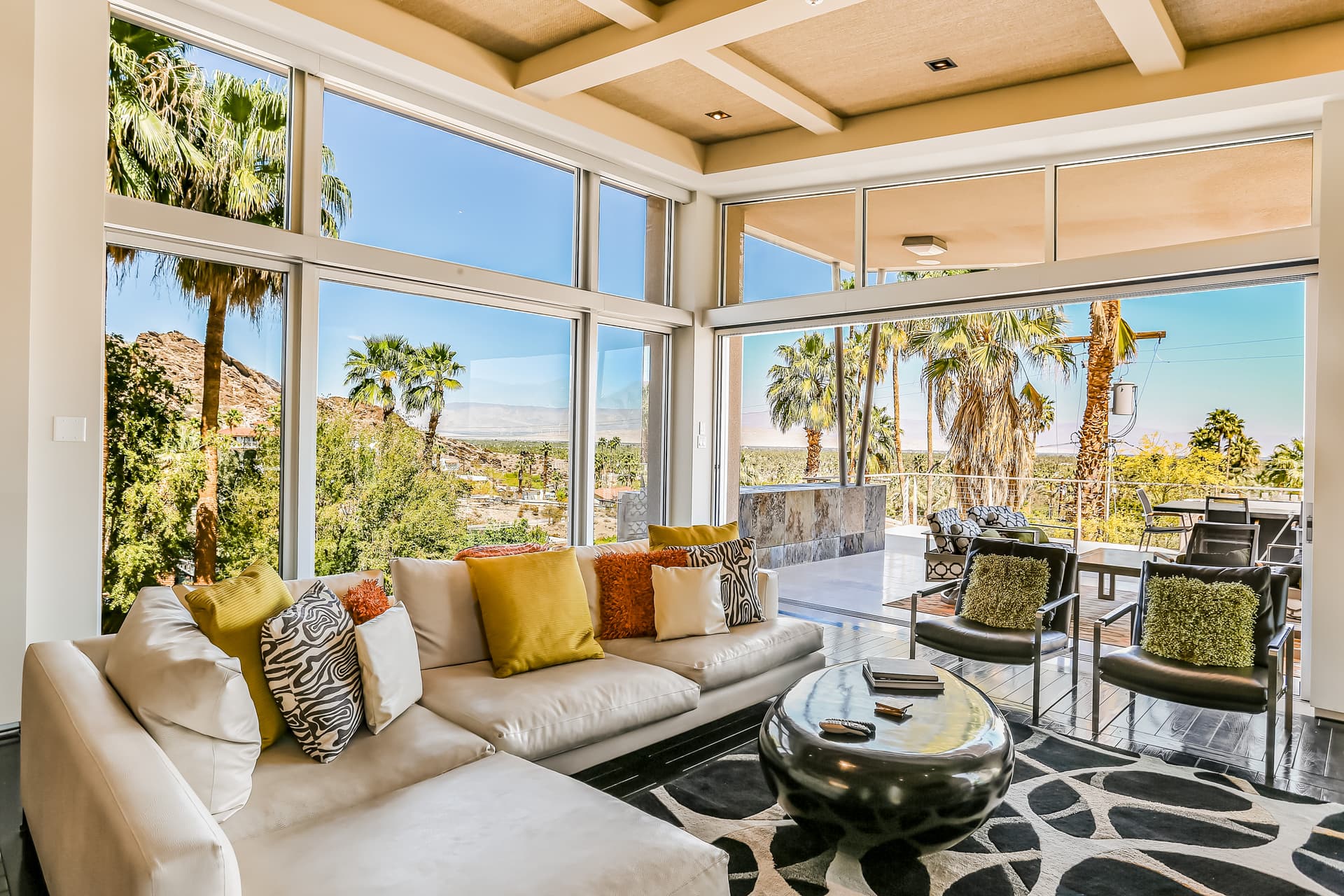 Lookout Home - Image 2