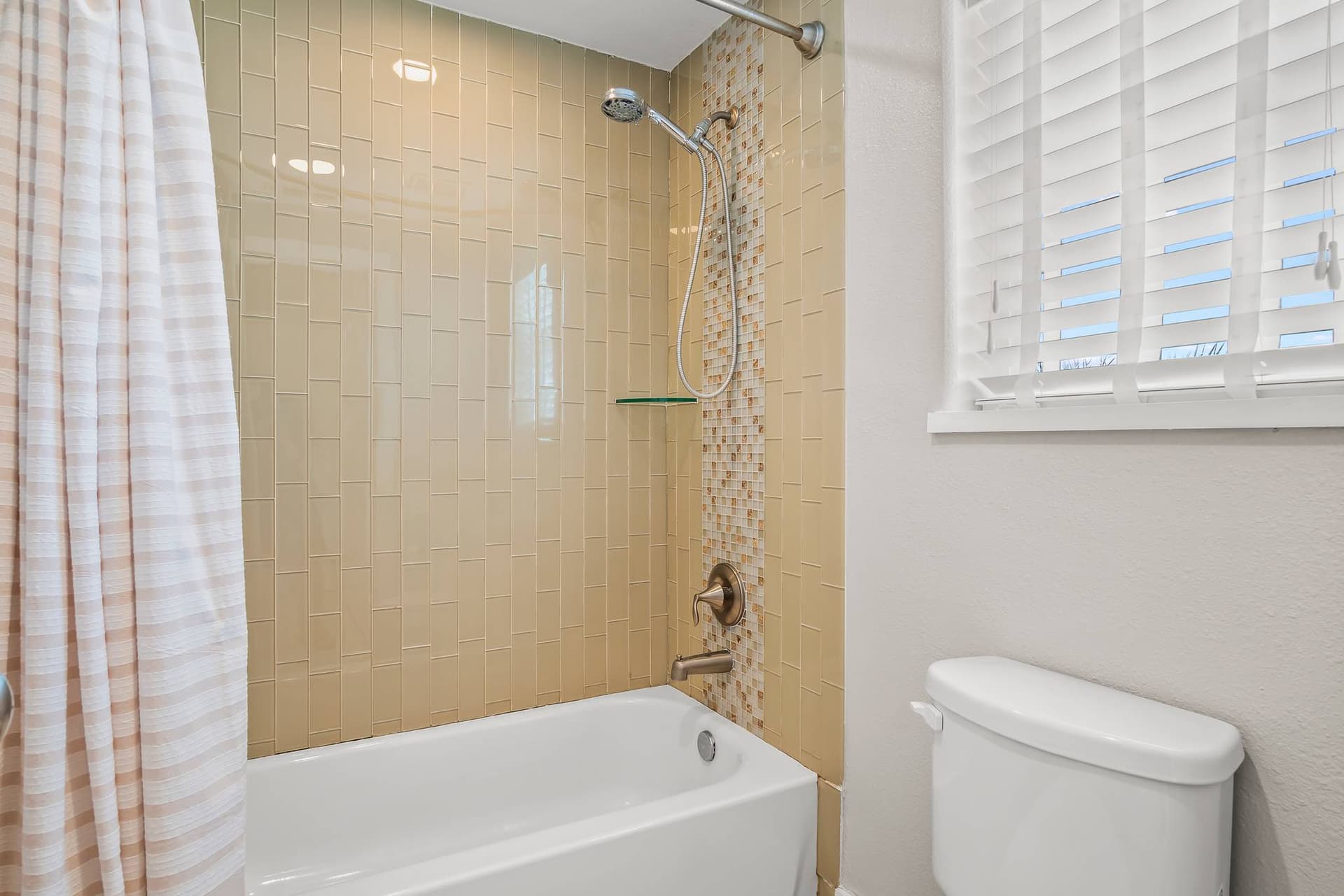 Sol Mates - Image 10