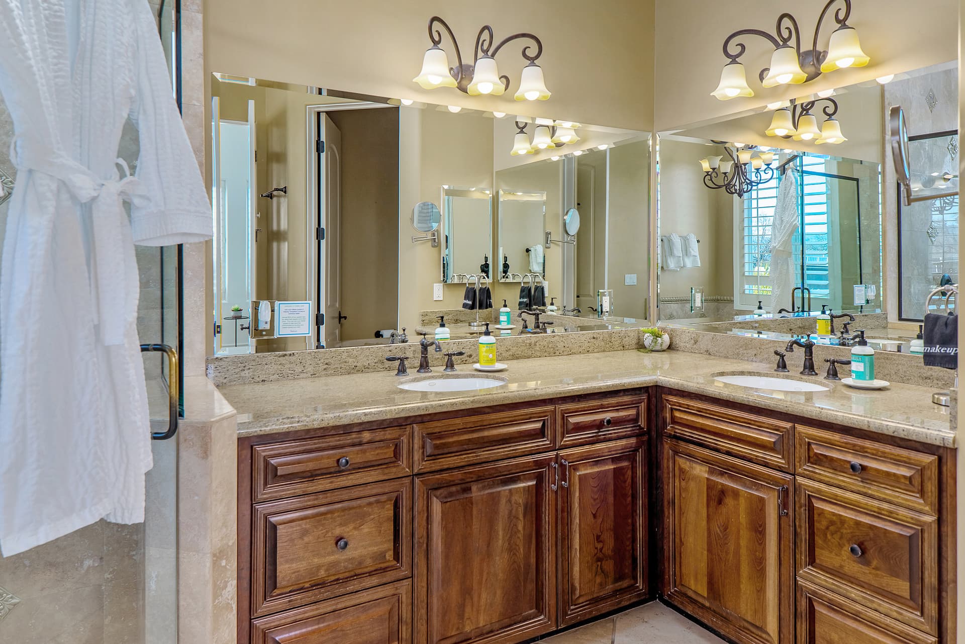 Frontier Farmhouse - Image 19