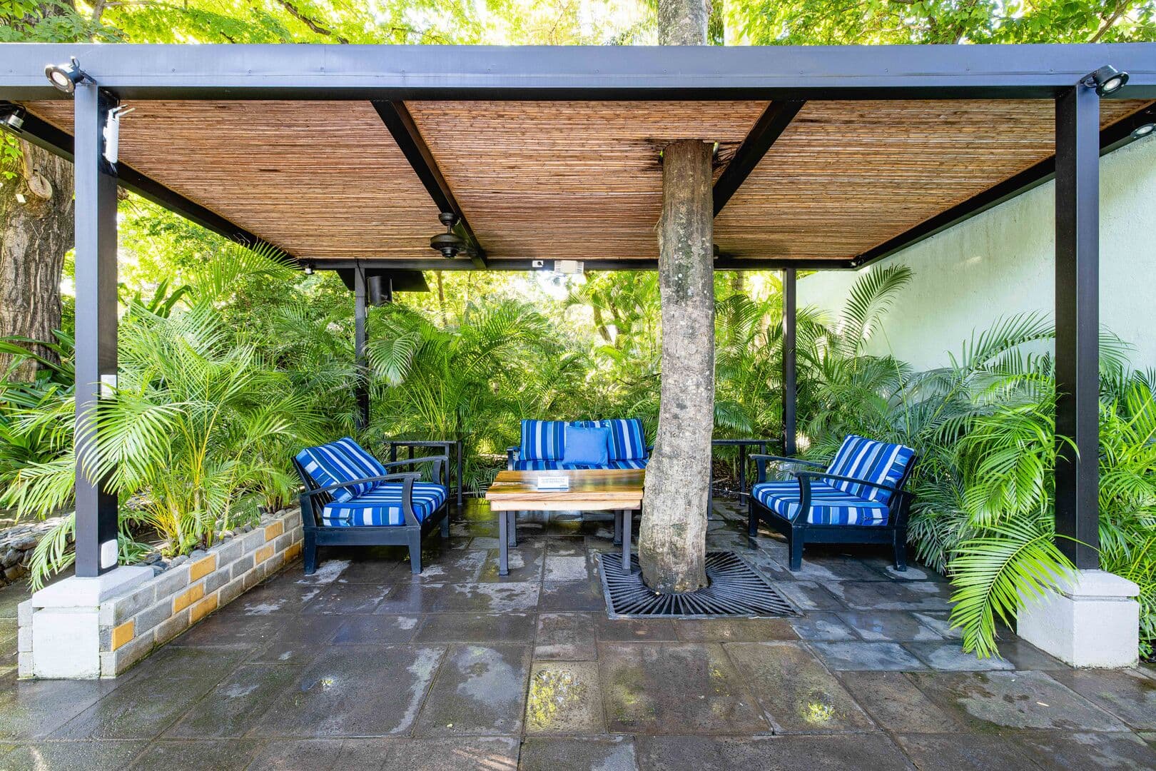 Ibis Condo #10 - Image 38