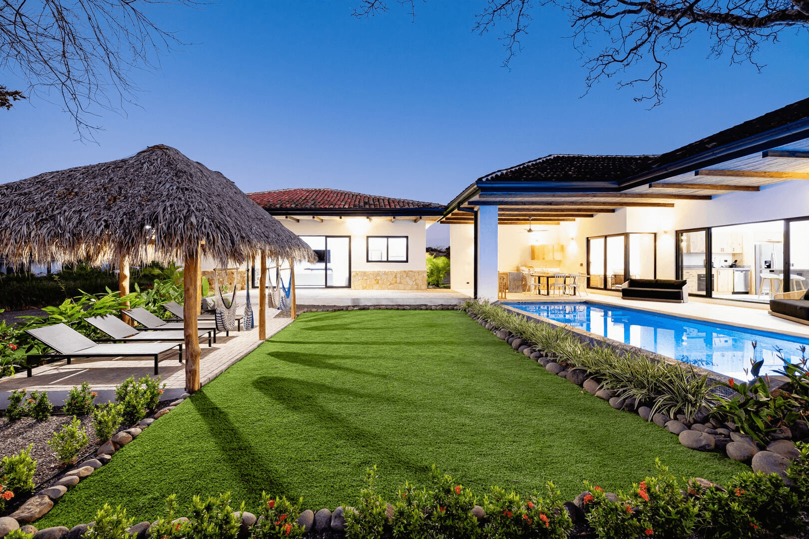 Casa Blanca - Image 33