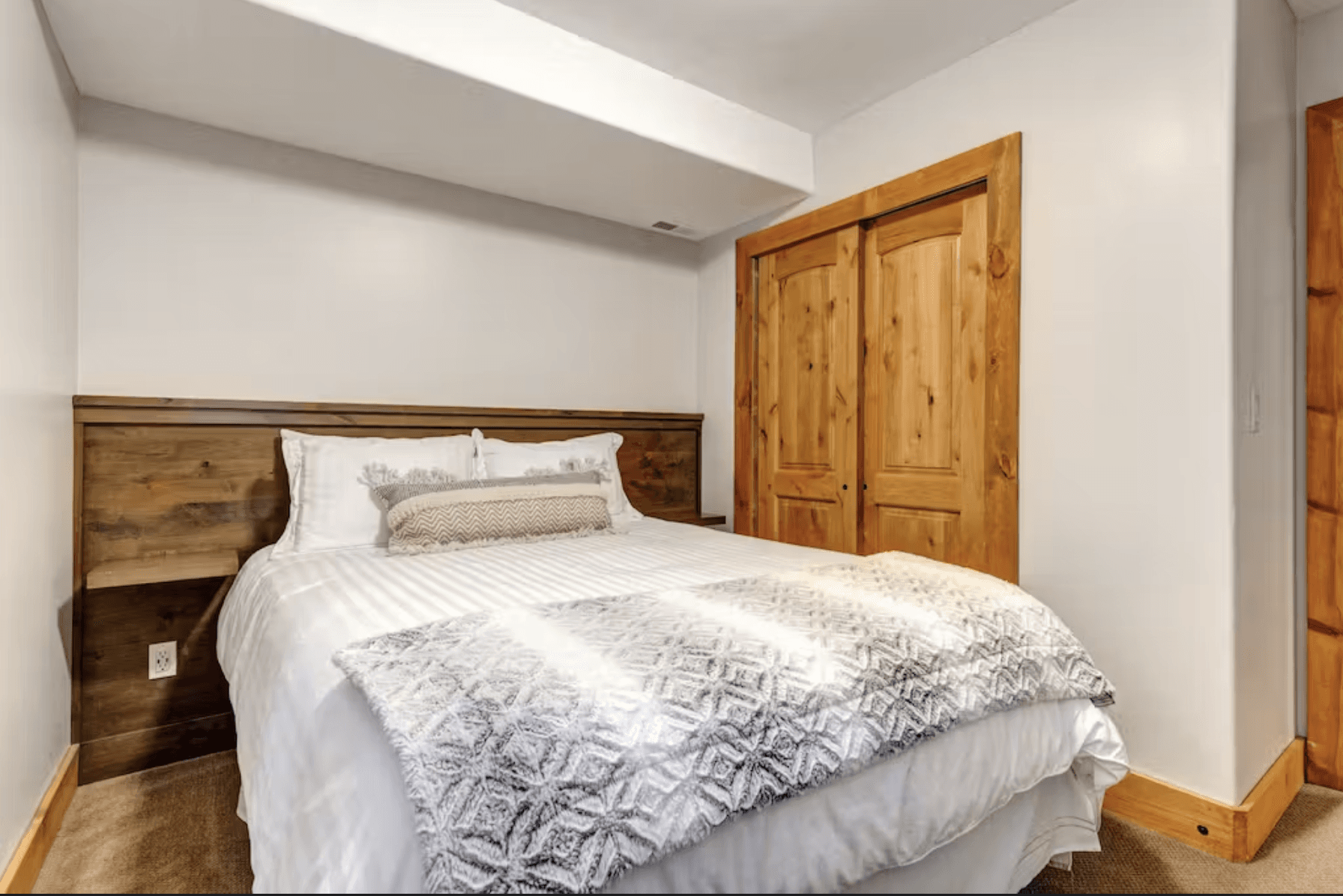 Deer Valley 355 Place - Image 13