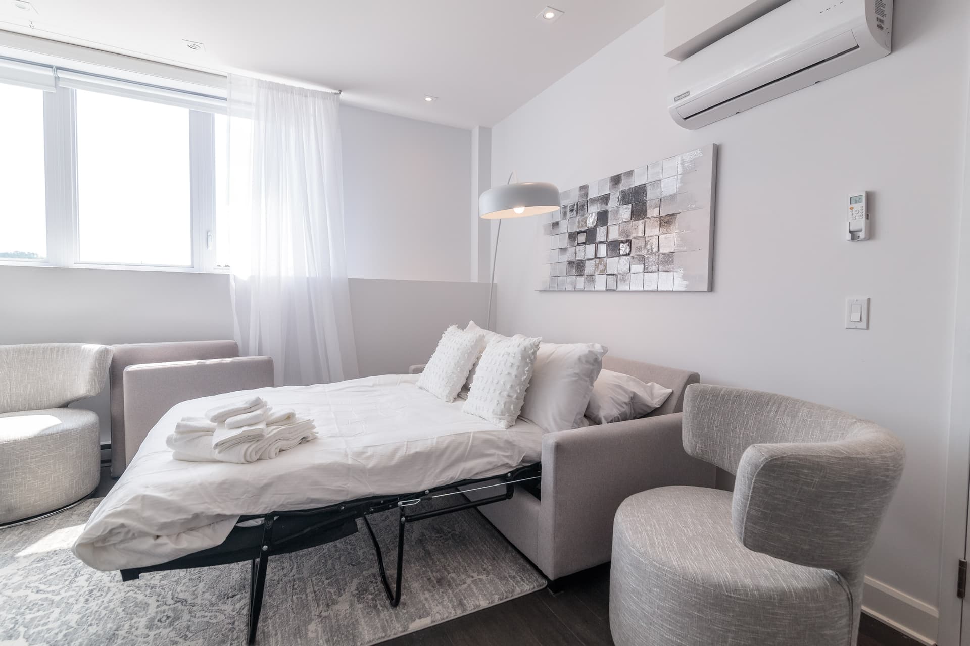 Lincoln Home - Image 62