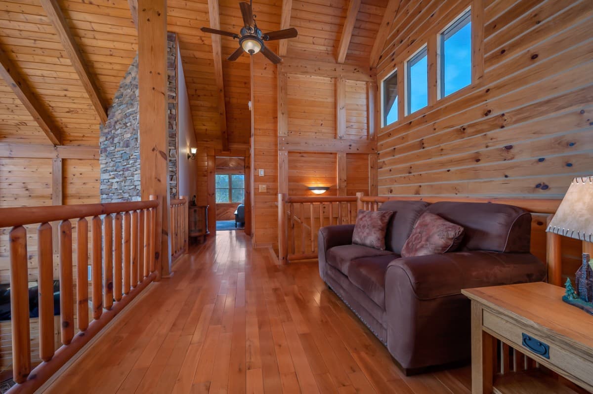 Chateau Laurel - Image 25