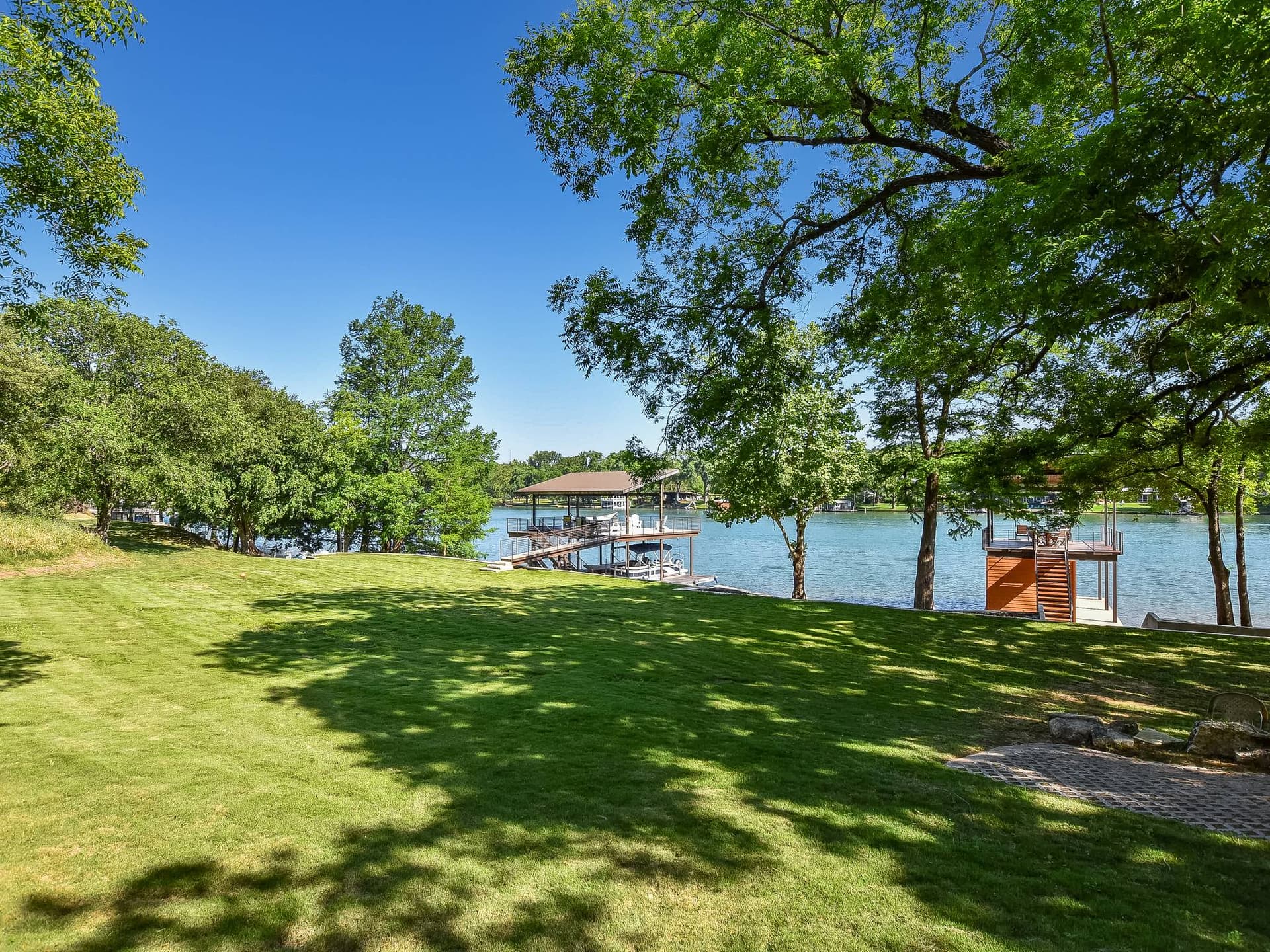 Lakeview on Lake Austin - Image 36