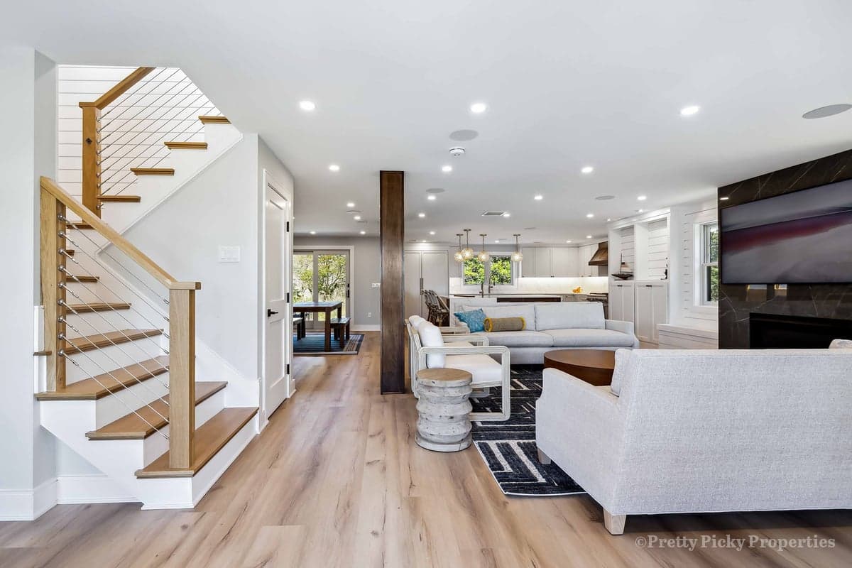 Lewis Bay Lookout - Image 4