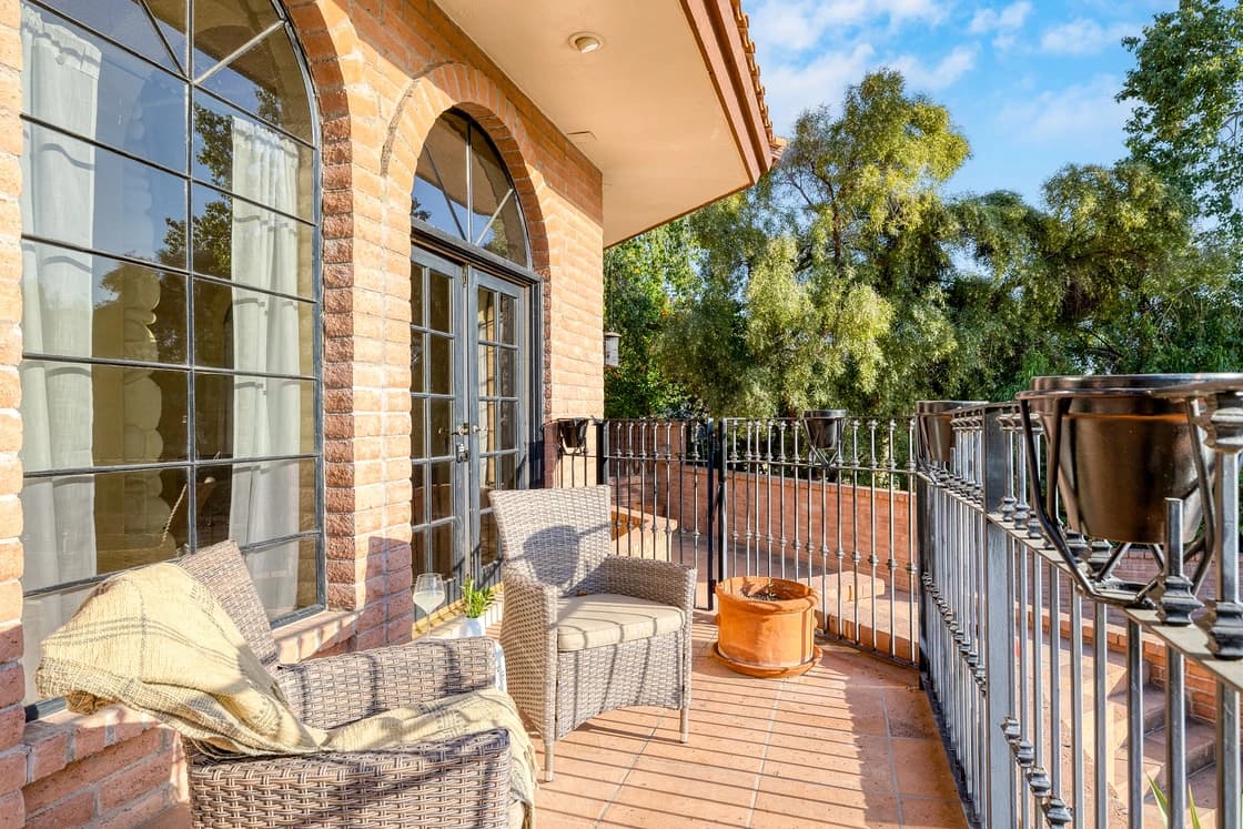 Diamondback Manor - Image 7