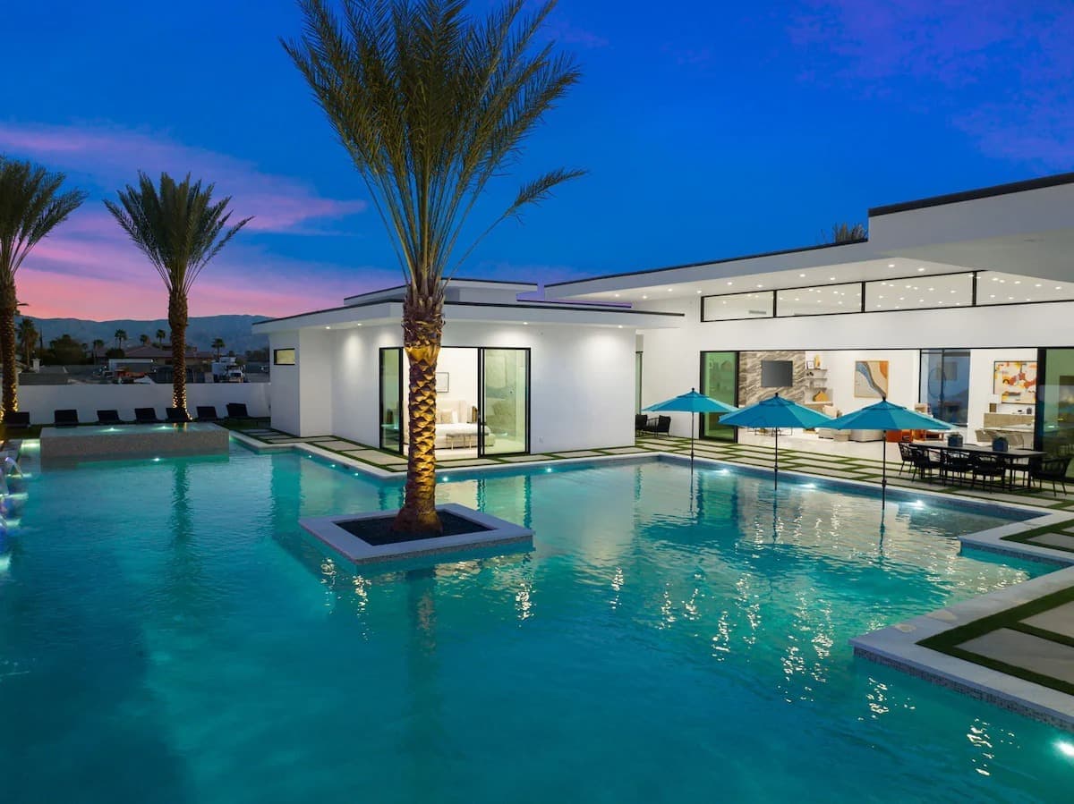 Bravo Villa #13 - Image 52