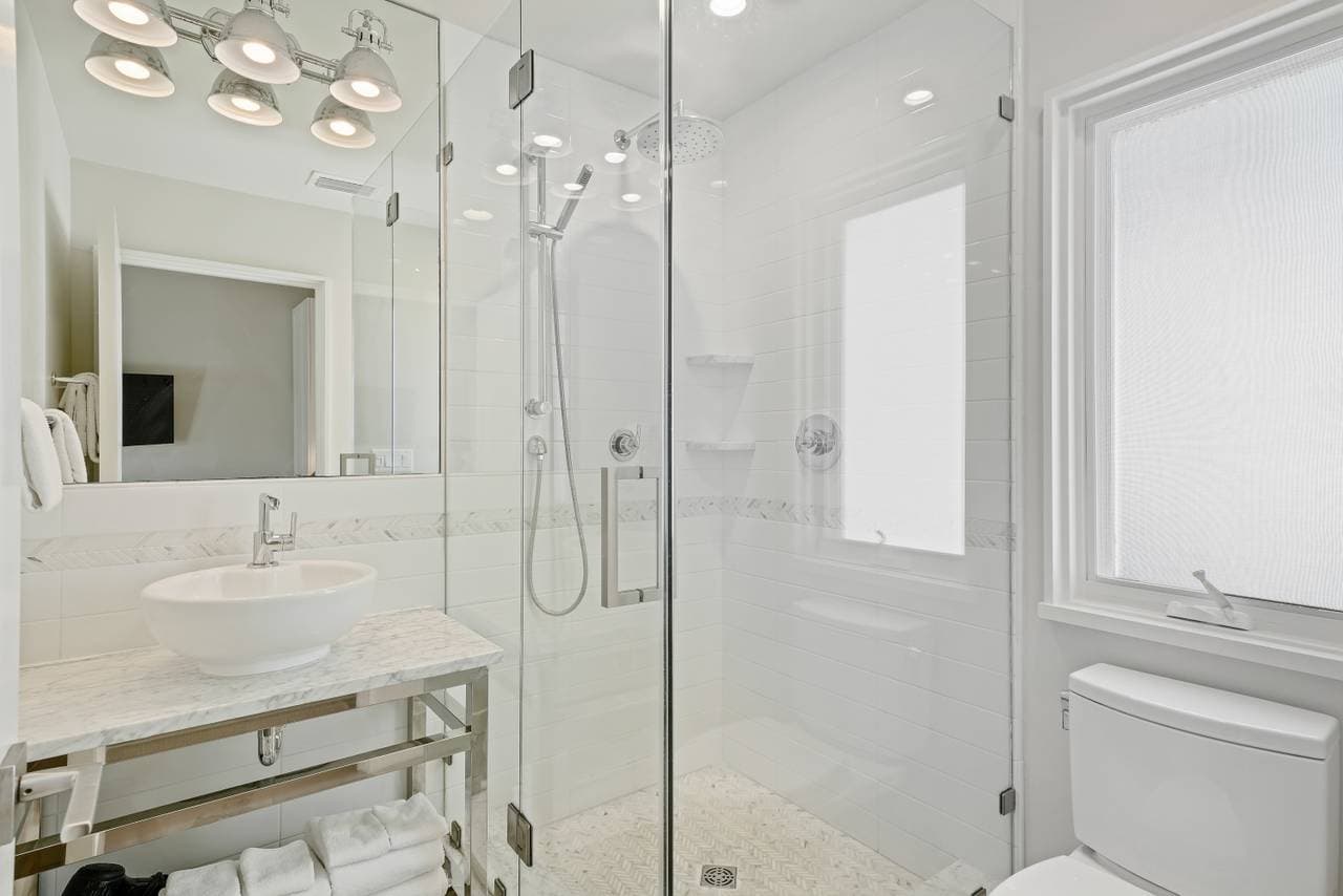 Little Feet Home - Image 19