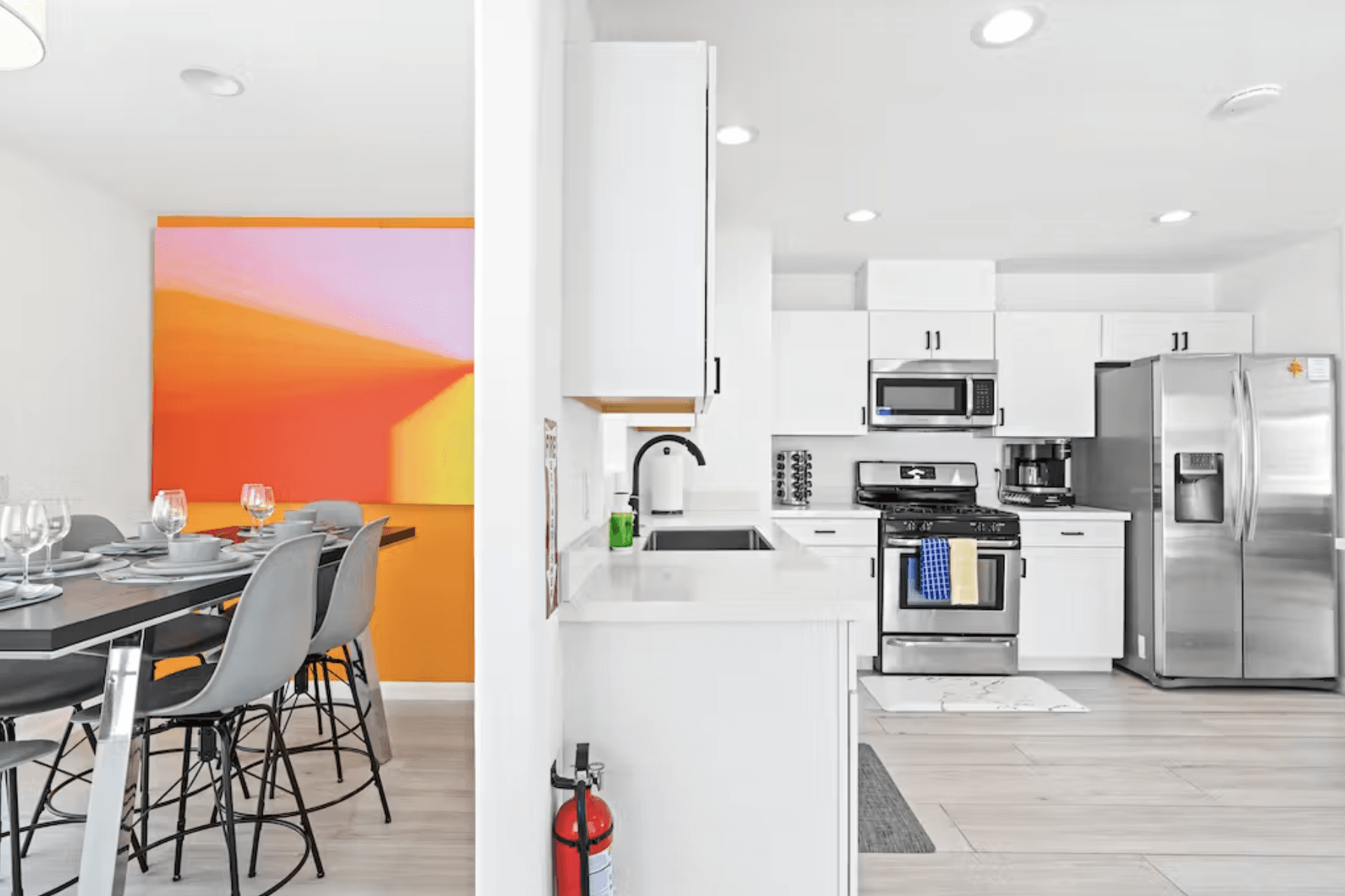 La Vie En Rose House - Image 5