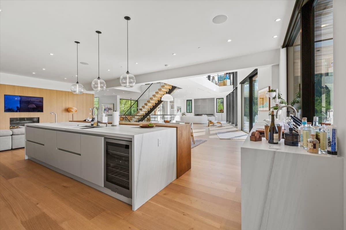 Panda Ranch Wing - Image 7