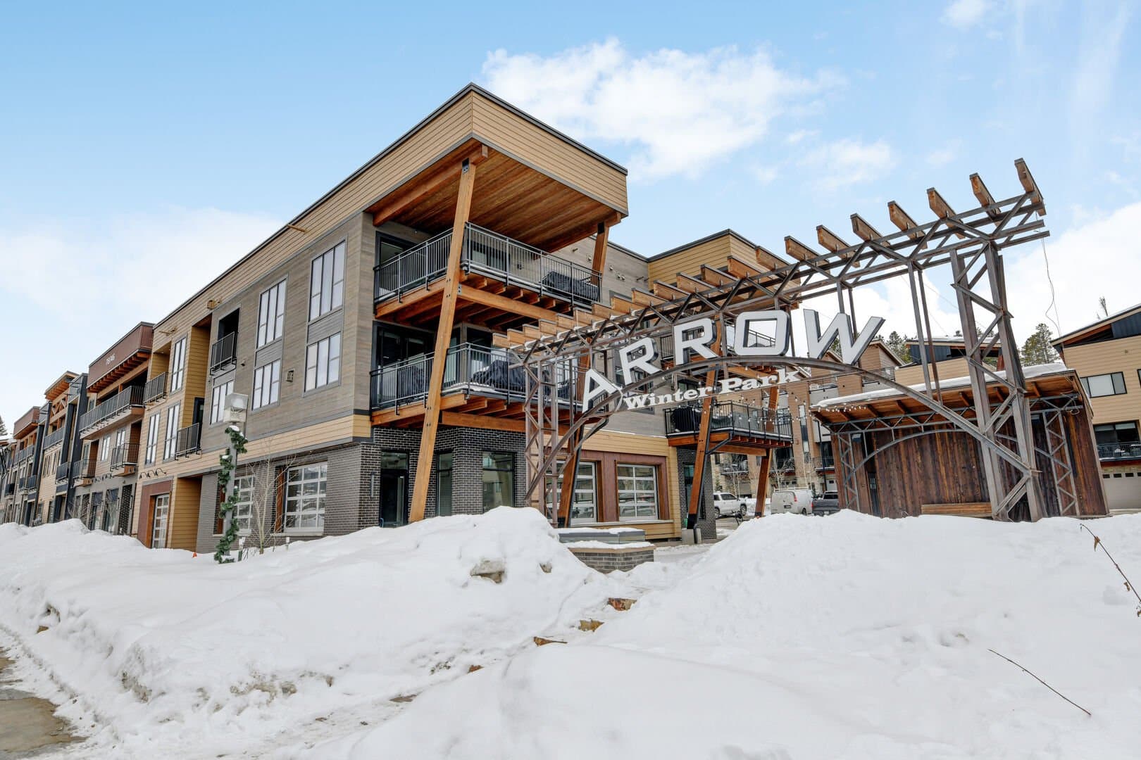 Arrow Luxury Loft #219 - Image 5