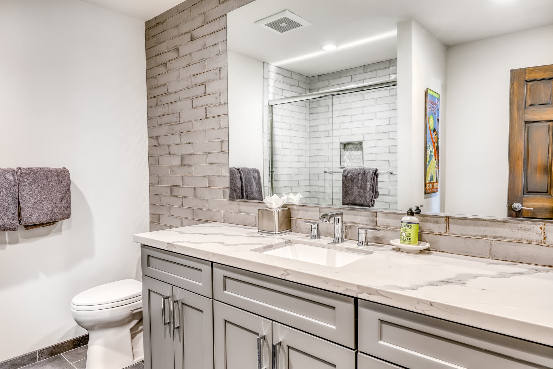 Meadowview Home - Image 12