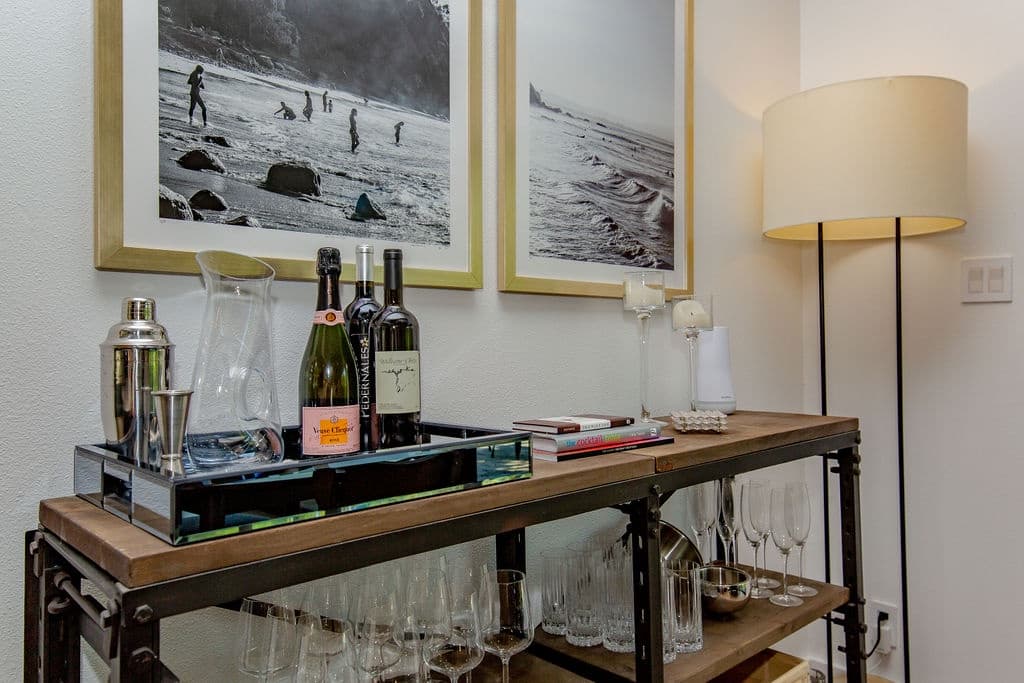 Westlake Hills Designer House - Image 9