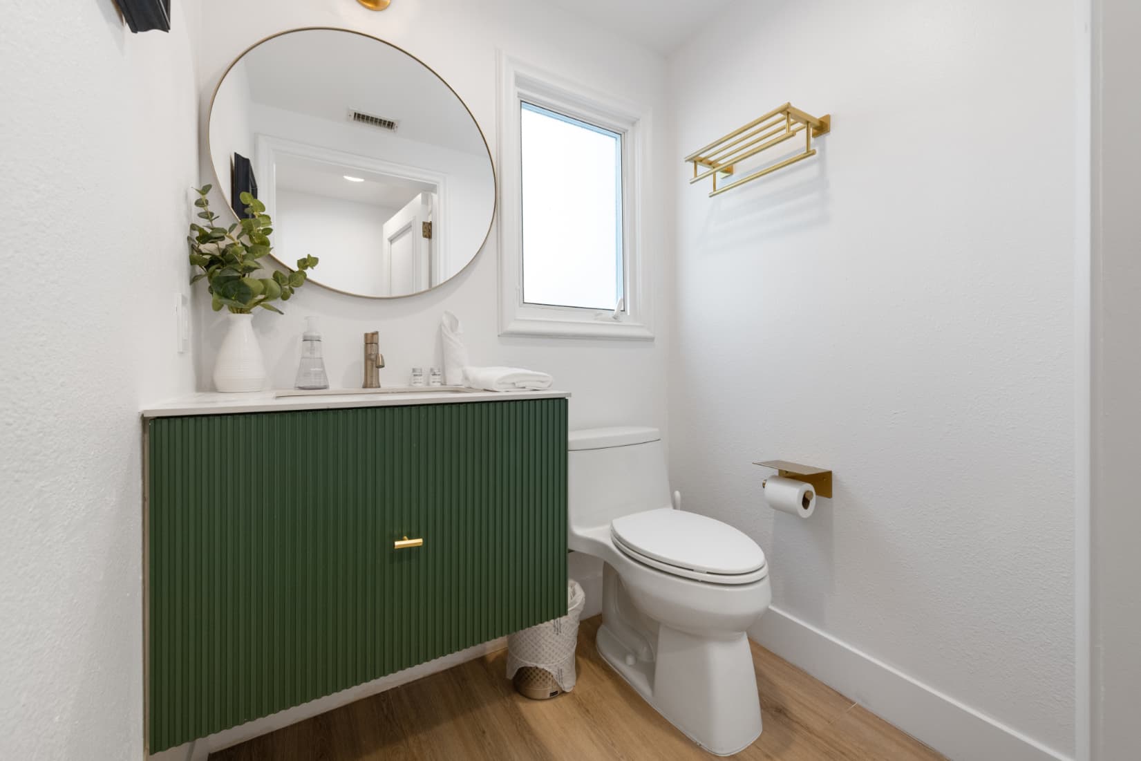 Reef Mall Villa - Image 54