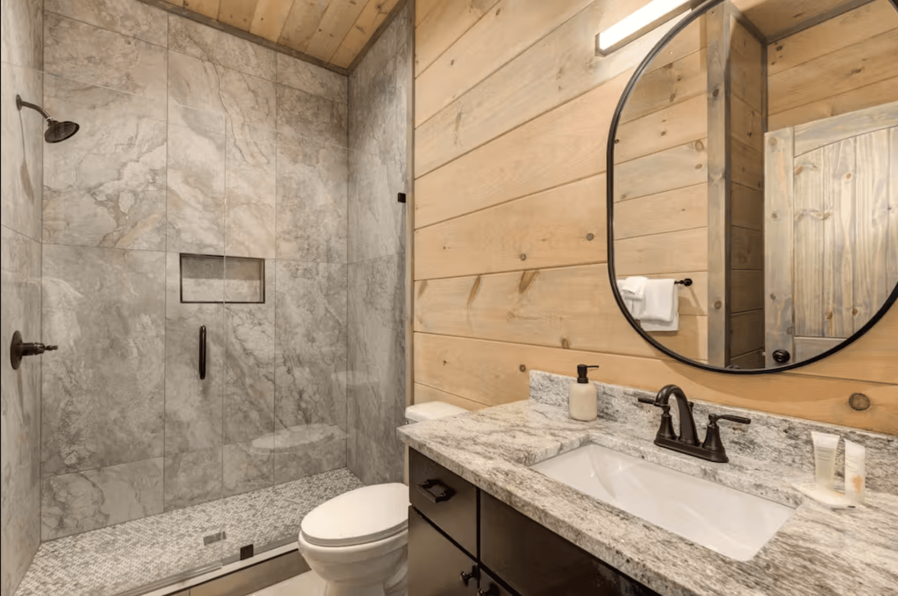 Oasis in the Smokies - Image 14