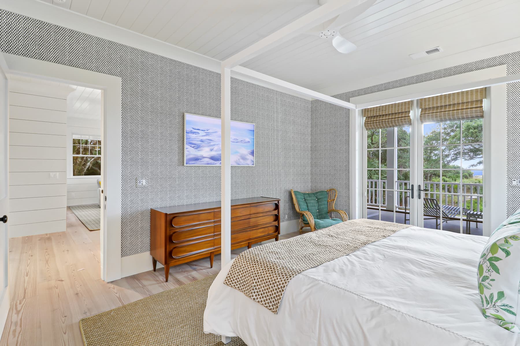 Cassina Sands - Image 25