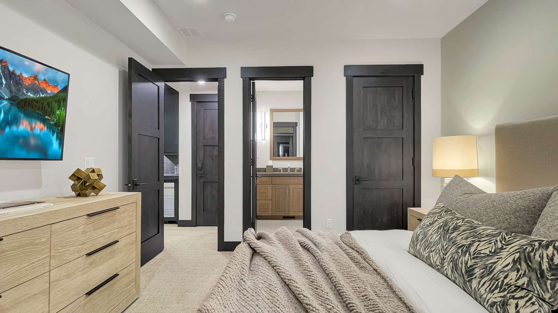 Grande Vistas Estate - Image 76