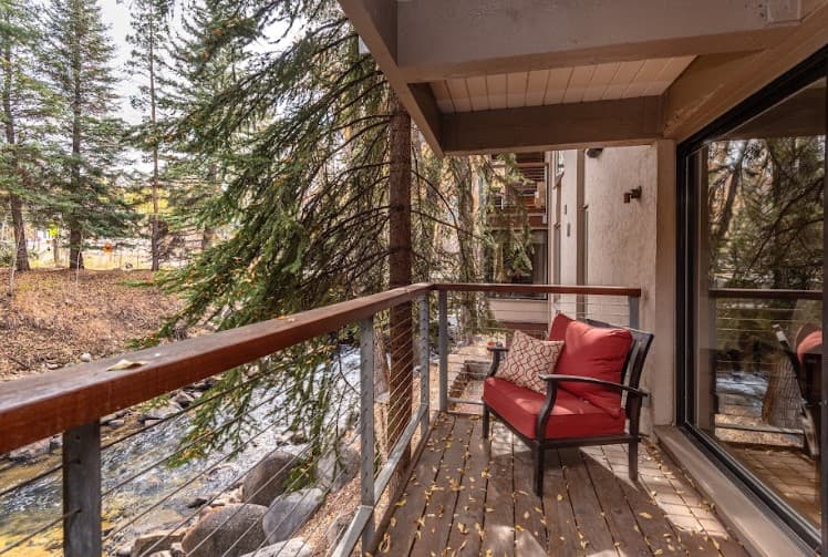 East Cooper Townhome - Image 5