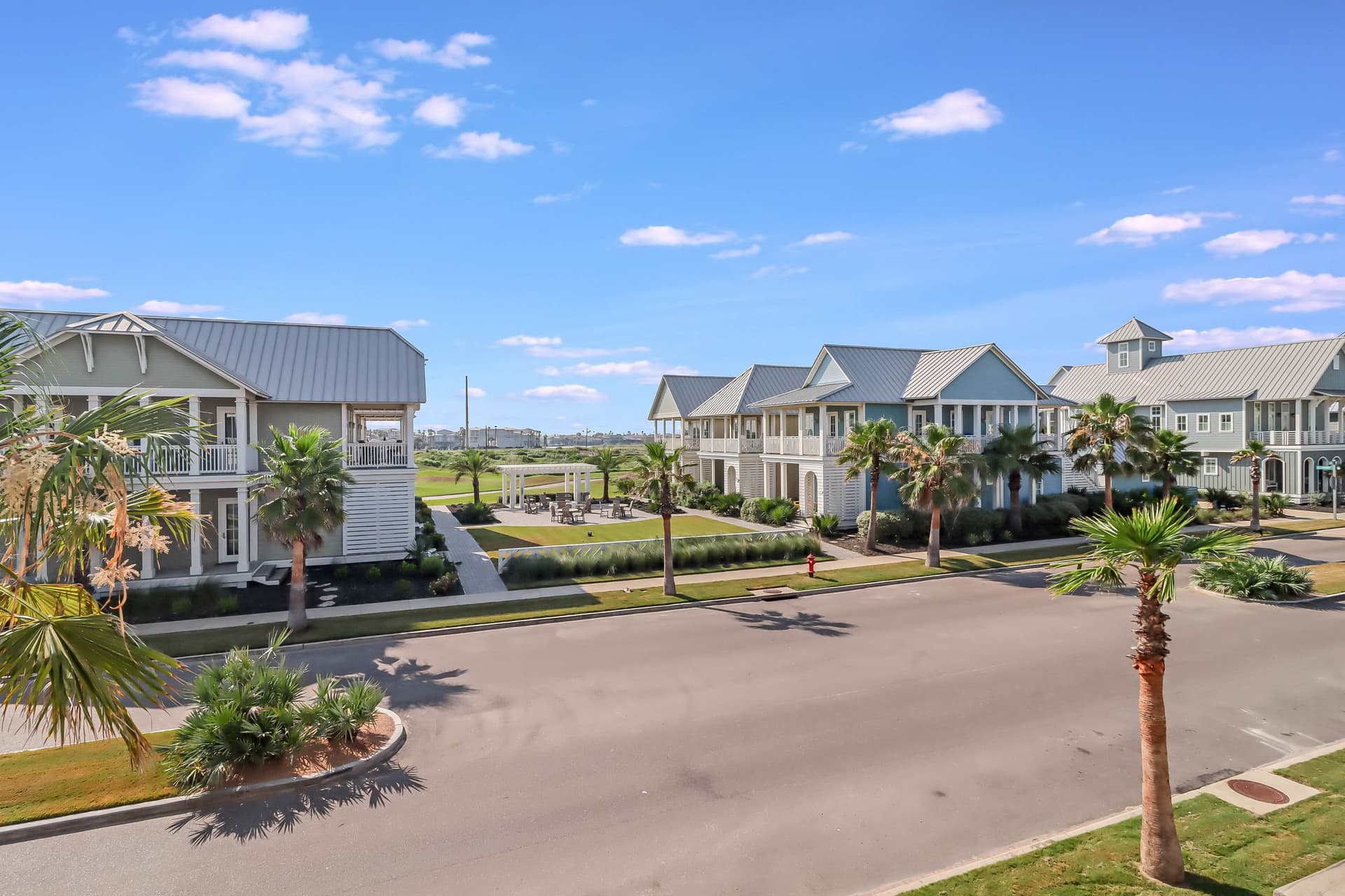 Sunset House - Image 46