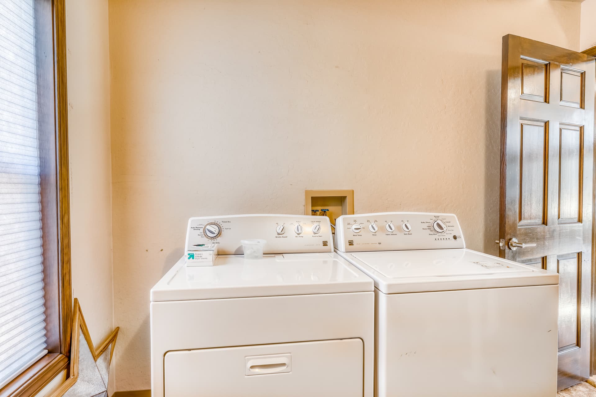 Meadowview Home - Image 23