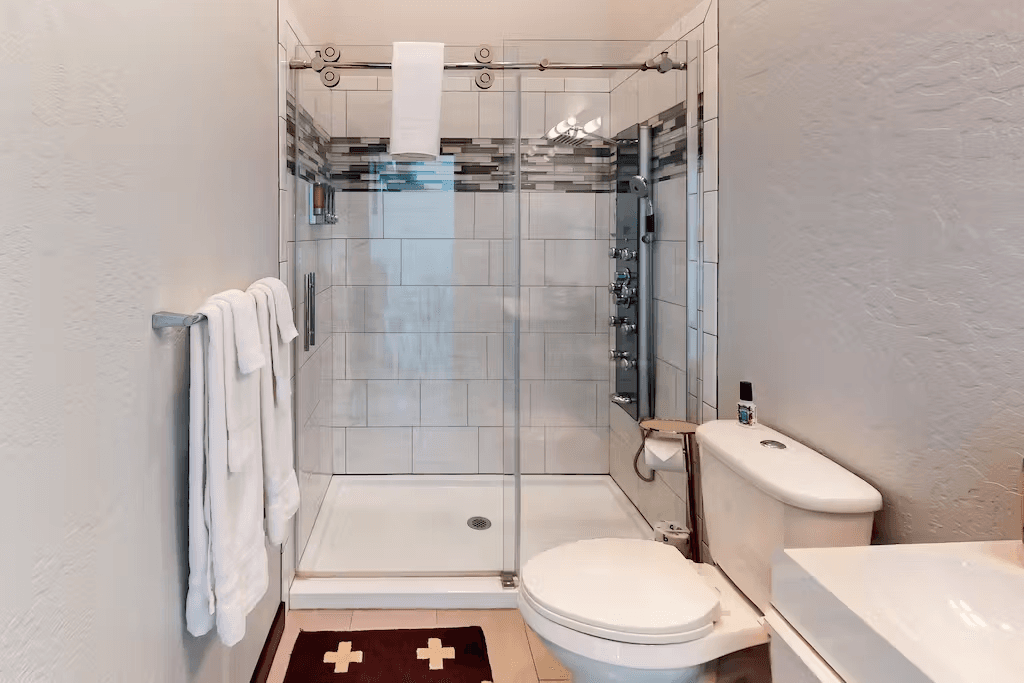 Spokane River Retreat - Image 13