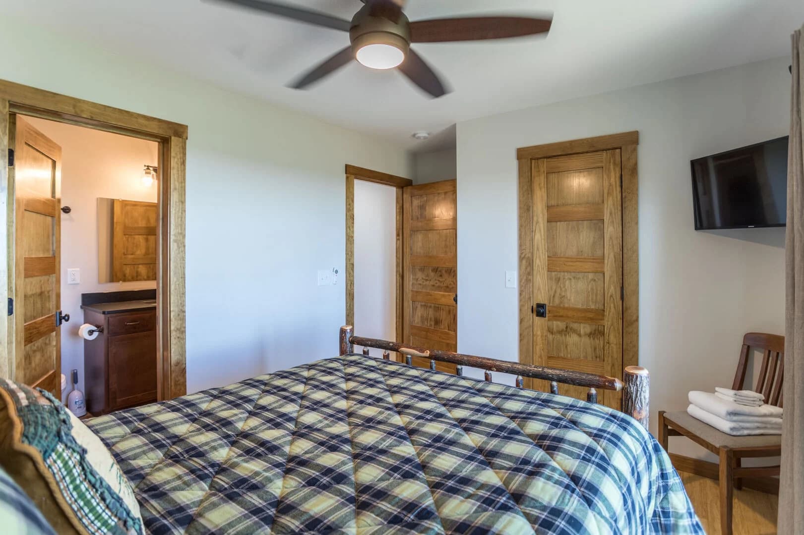 Mountain Vista Chalet - Image 22