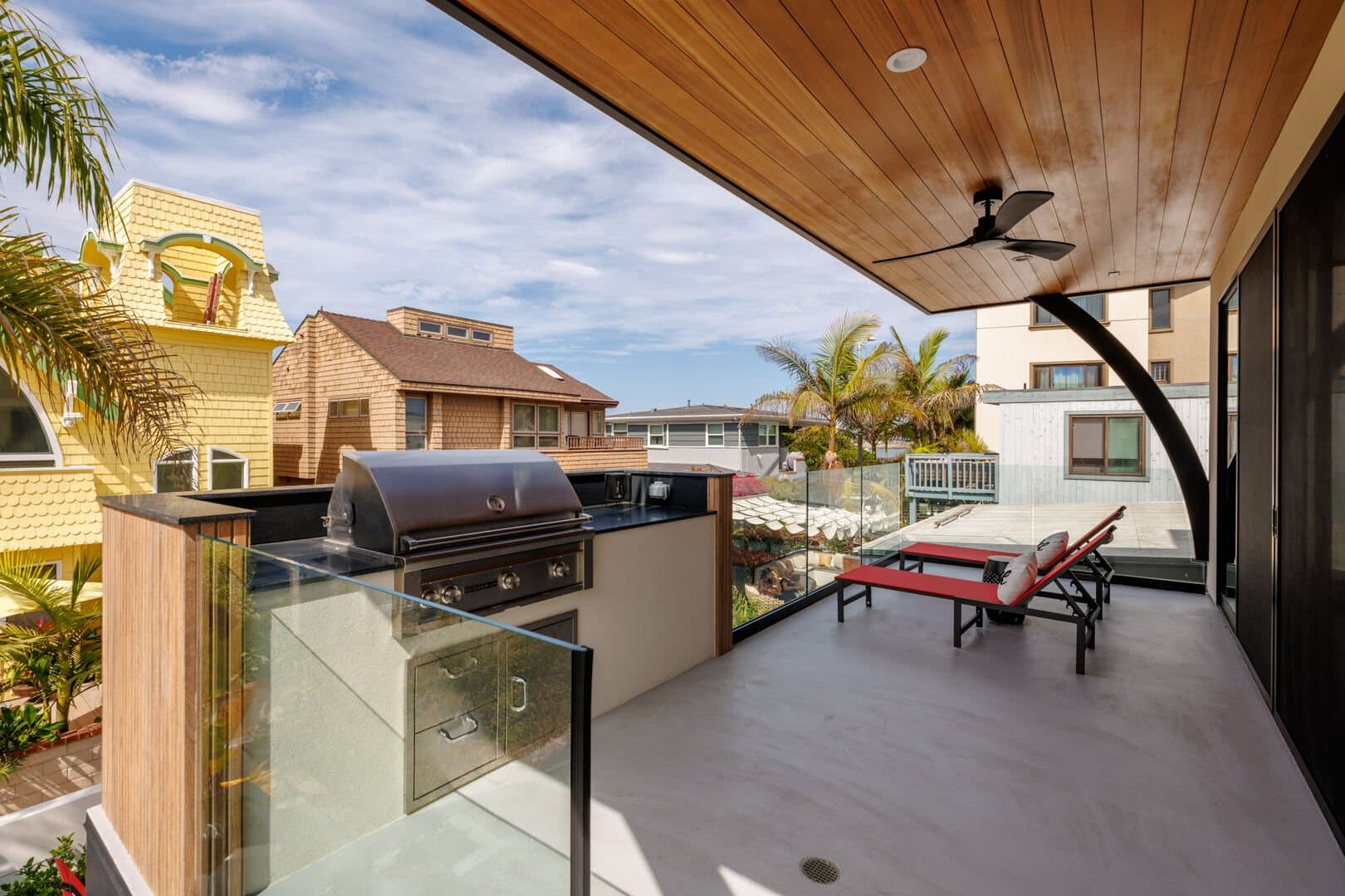 Modern Beach Vibes (Upper) - Image 27