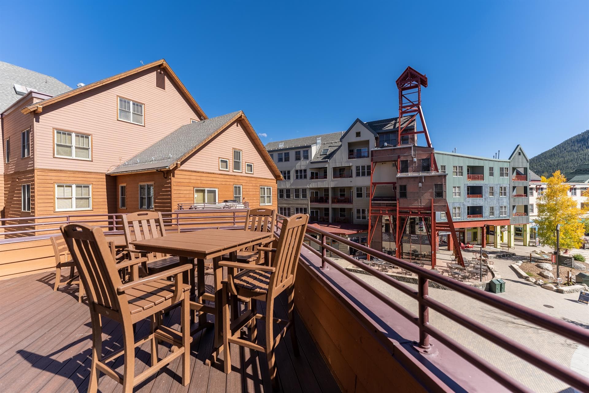 Peakview Penthouse Retreat - Image 9