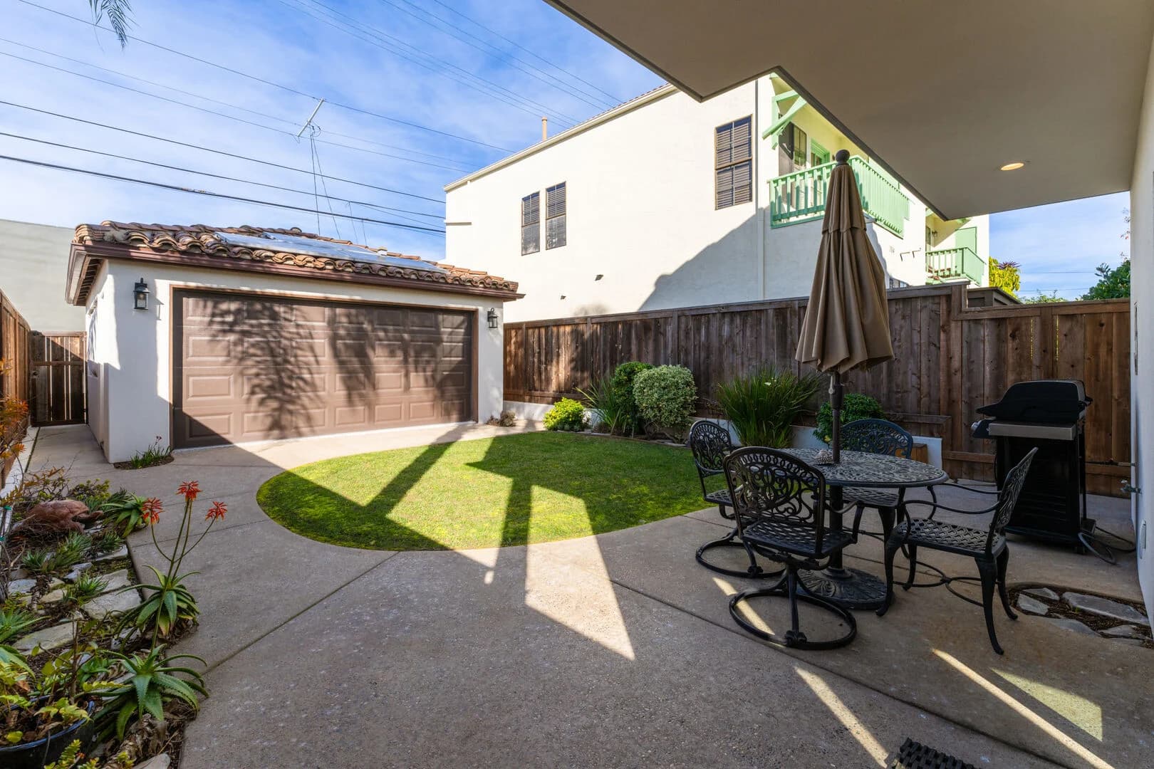 Chalcedonia Beach Gem - Image 29