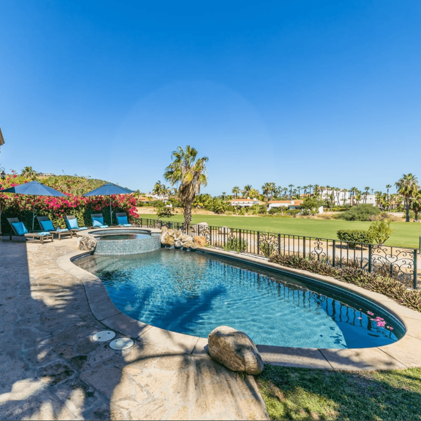 Casa Bonita - Image 1