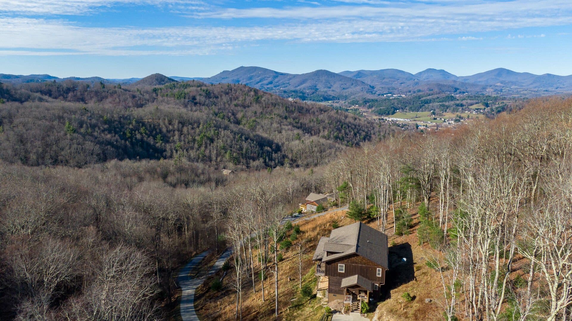 Skyland Cabin - Image 3