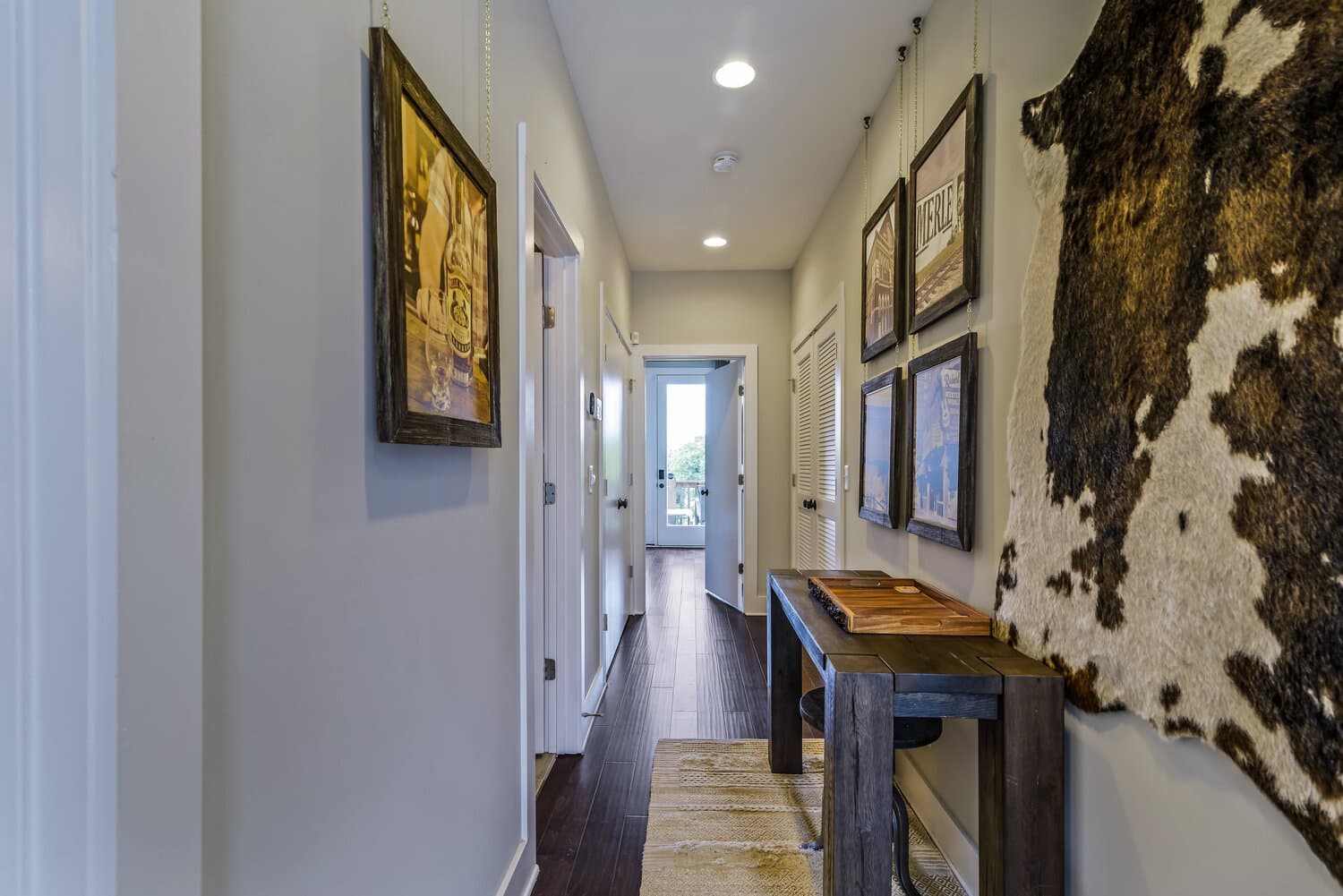 Southern Belle - Image 21