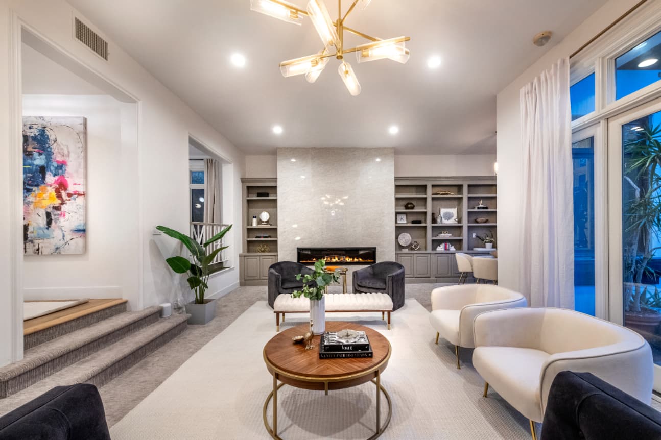 Reef Mall Villa - Image 4