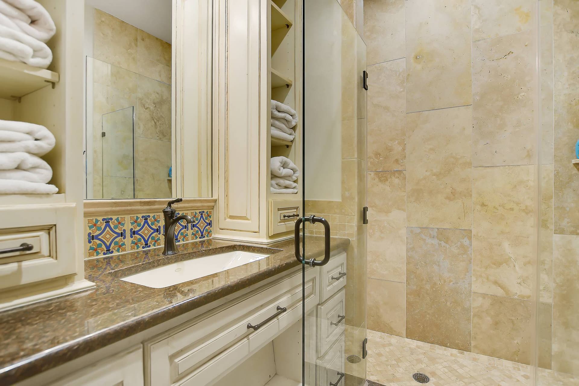 Hacienda on Lake Austin - Image 18