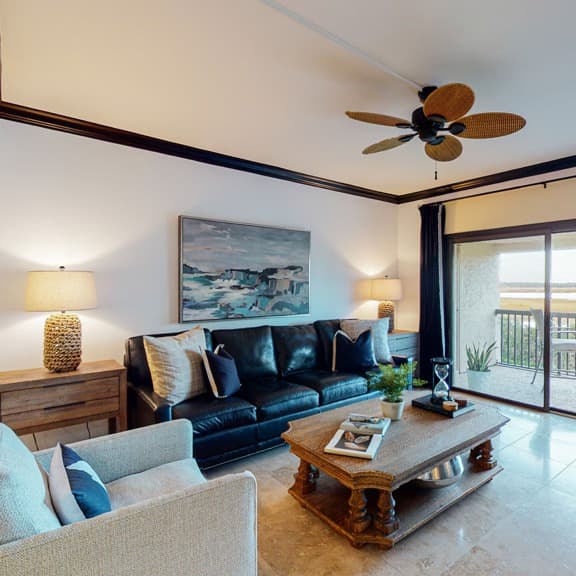 Captain Home - Image 1