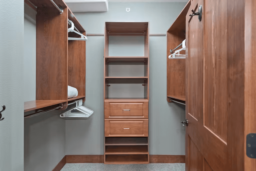 Fabulous Riverstone Retreat - Image 17