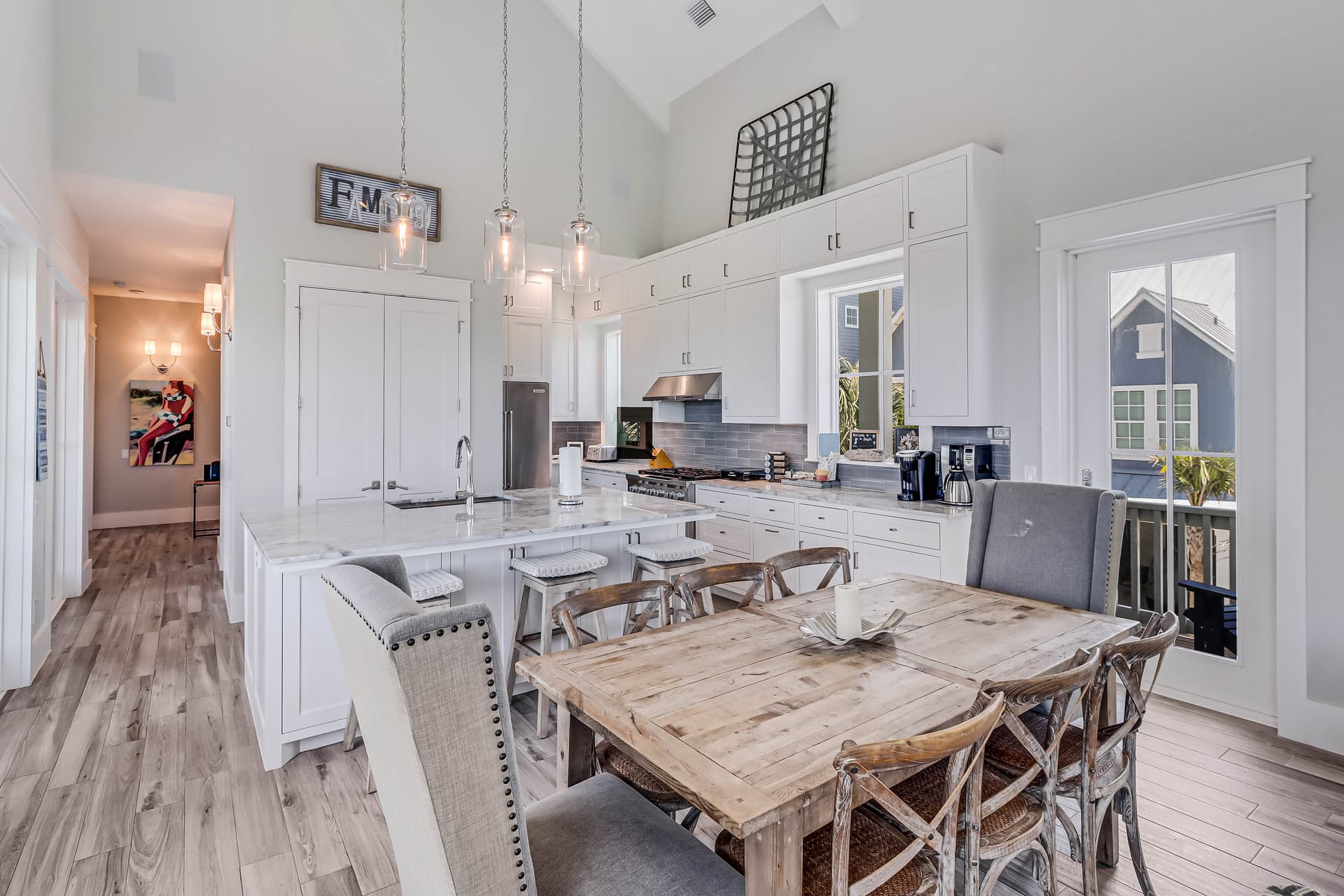 Coastal Oasis House - Image 21