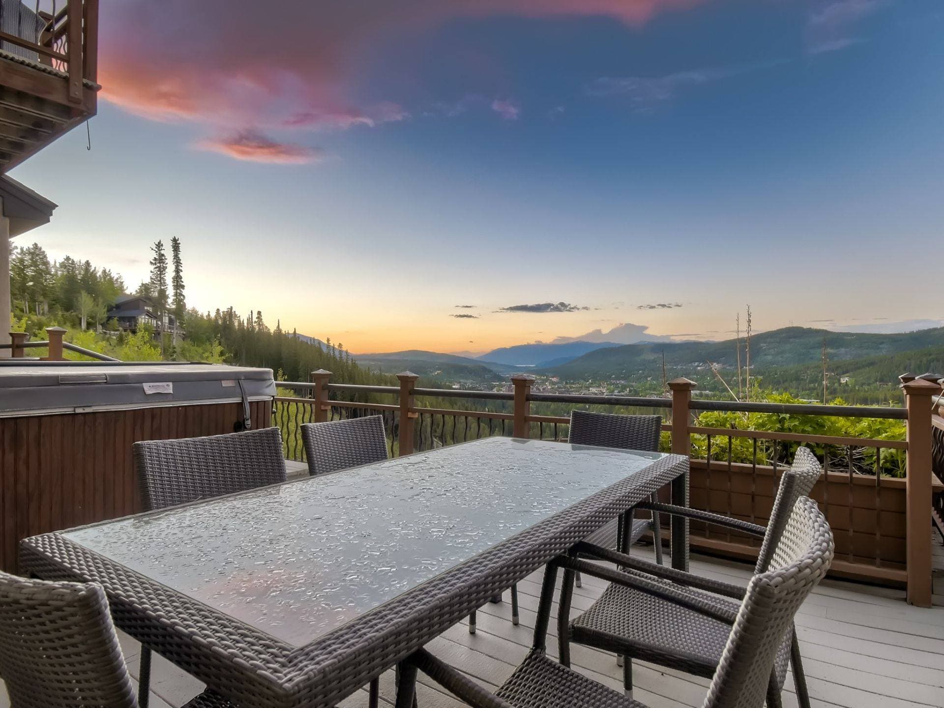 Gray Moose Place - Image 3