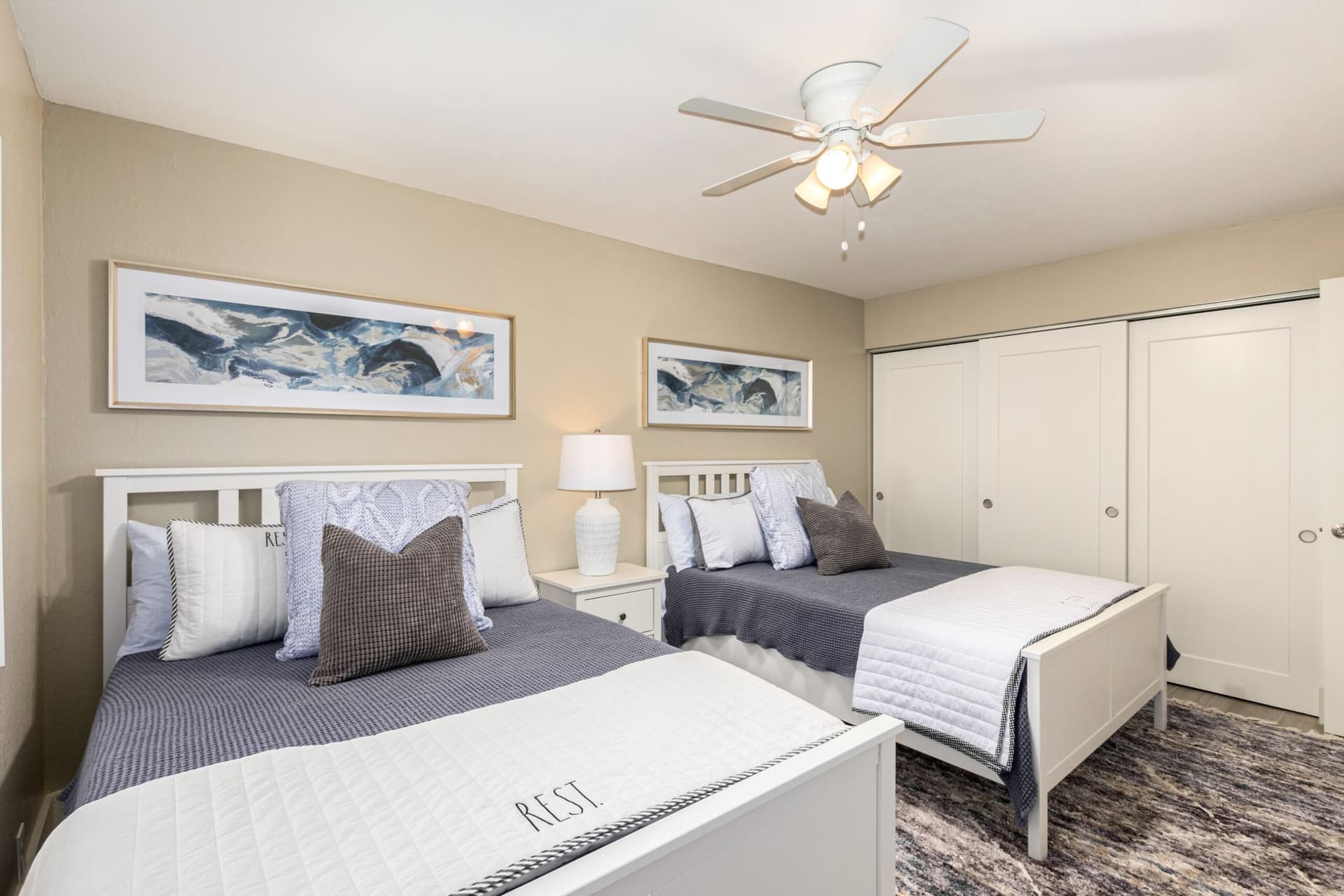 Nantucket Townhouse - Image 24