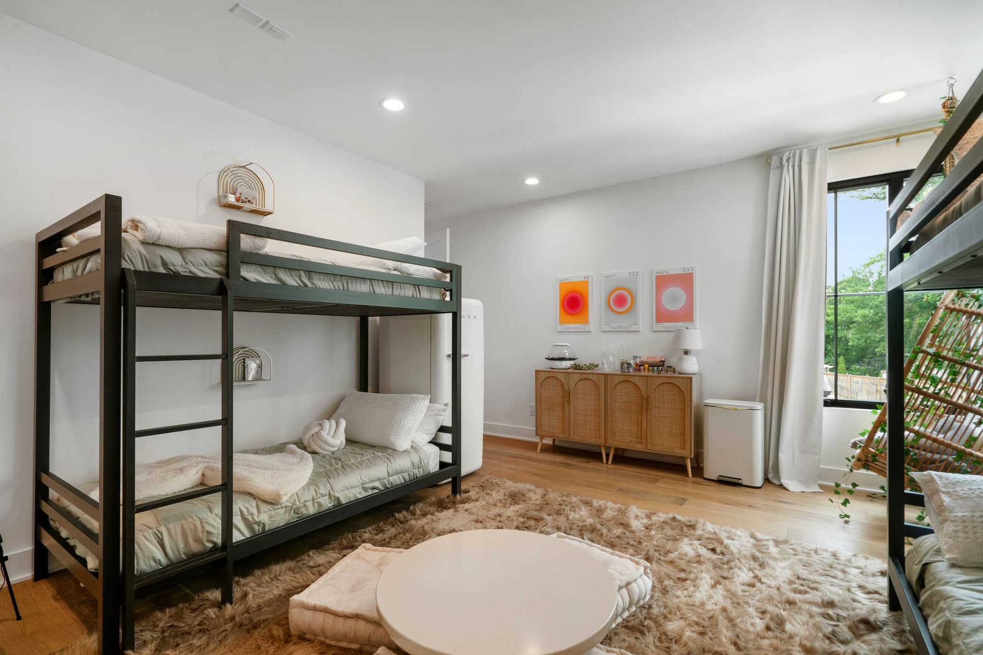 Starburst Estate - Image 45