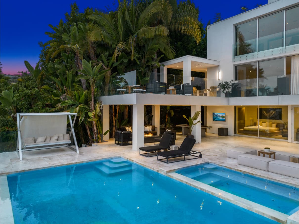 St Ives Modern - Image 44