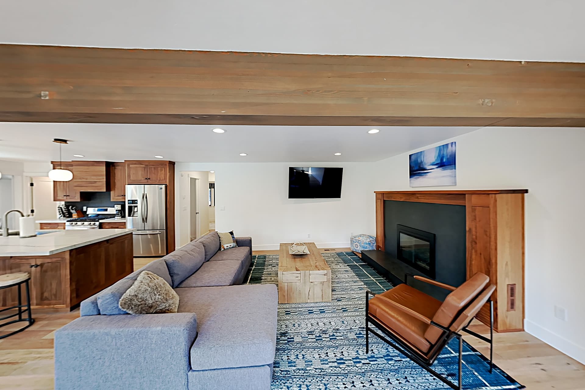 North Lake Adventure House - Image 4