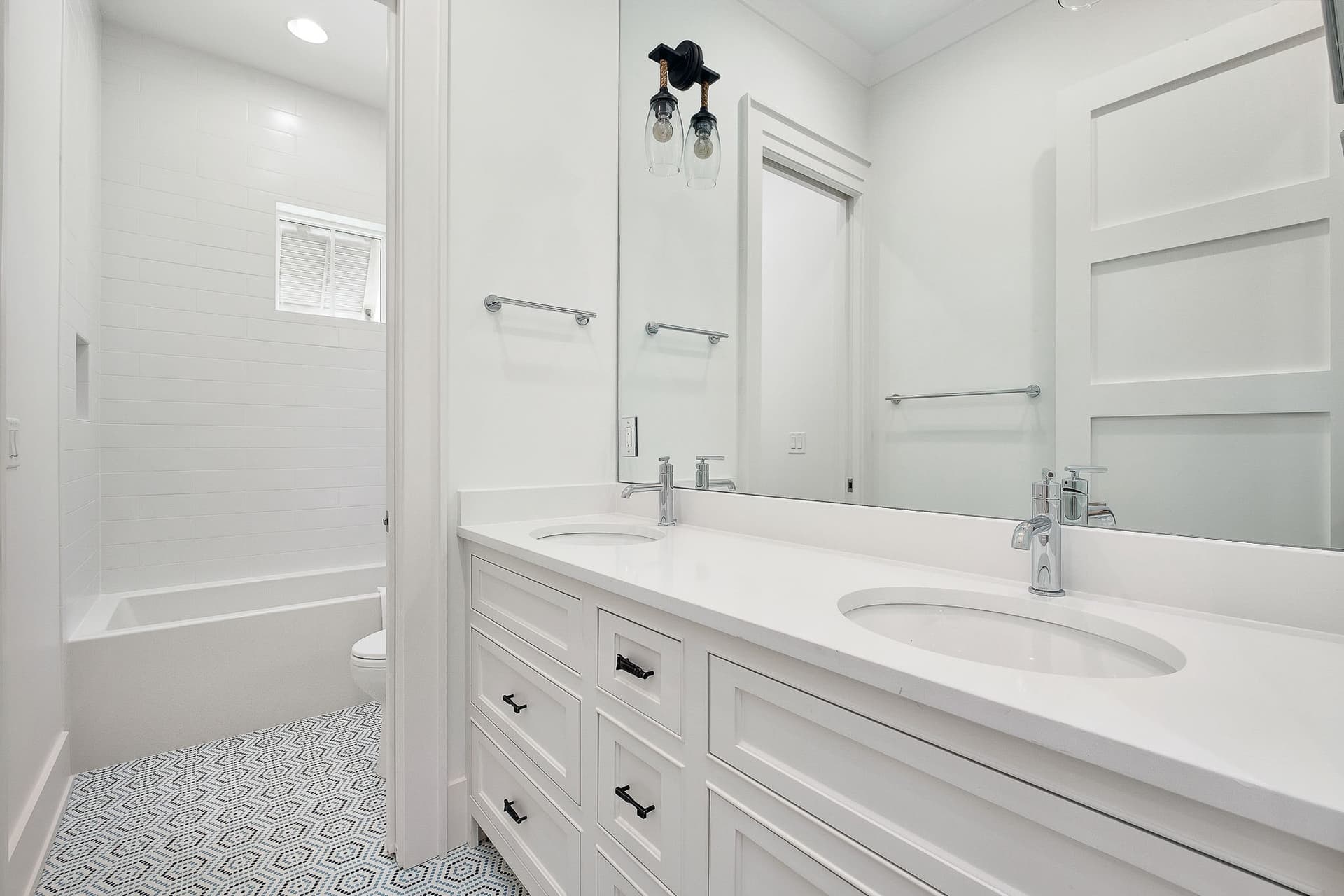 Sea Turtle Retreat - Image 27