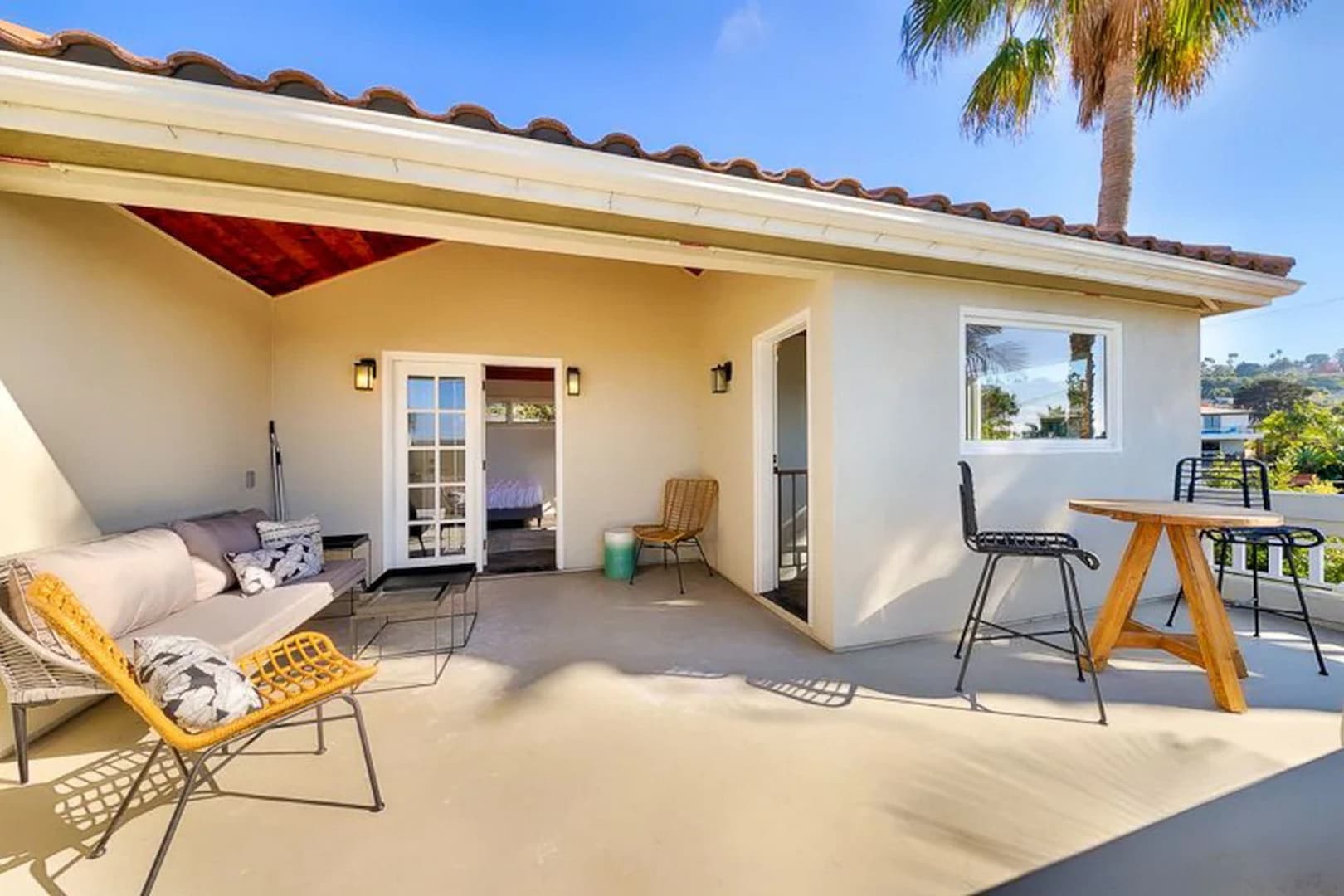 La Jolla Lifestyle - Image 35