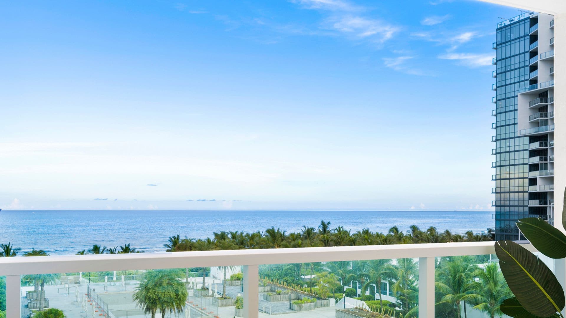 Roney Palace Residence #641 - Image 27