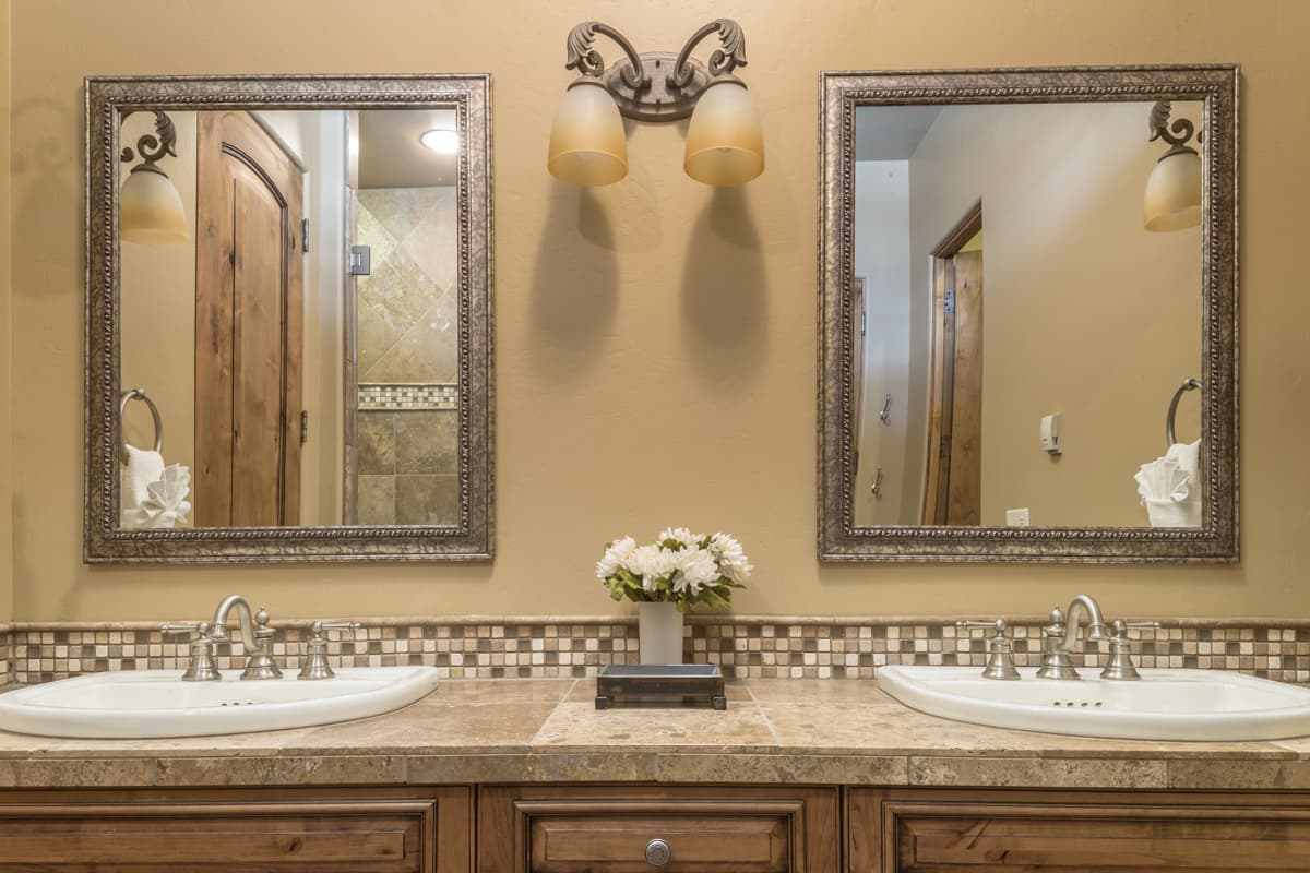 Wolf Pack Hideaway - Image 18