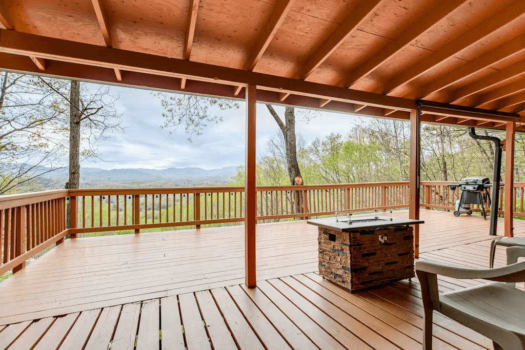 Black Bear Cabin - Image 3