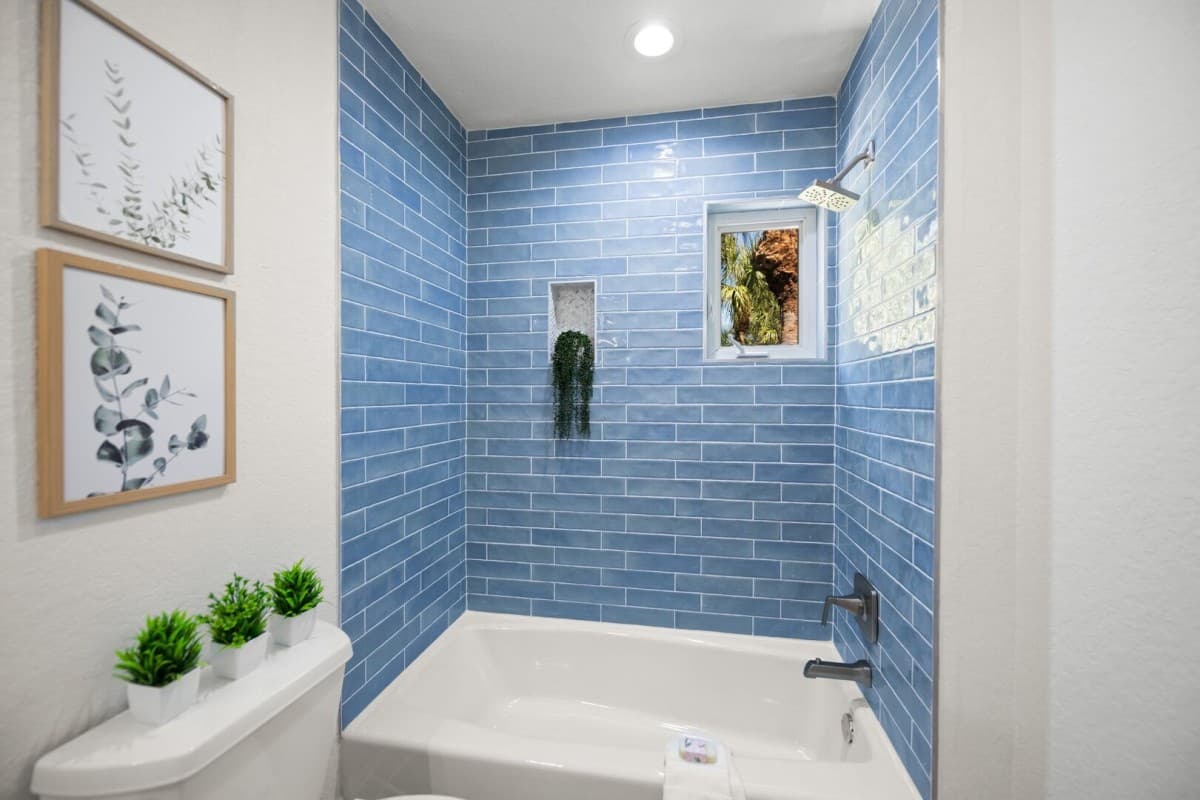 Shore Thing - Image 34