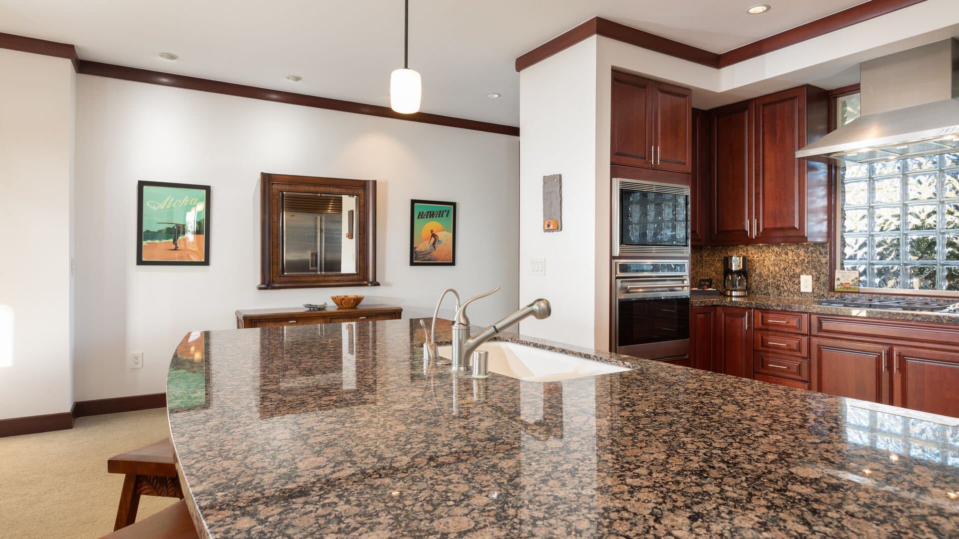 Endless Ocean Views - Image 9